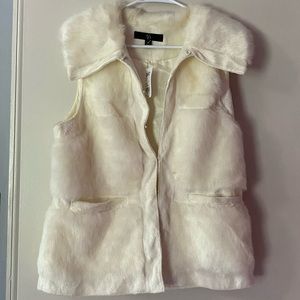 QVC / Luxe Rachel Z Creme faux fur vest
